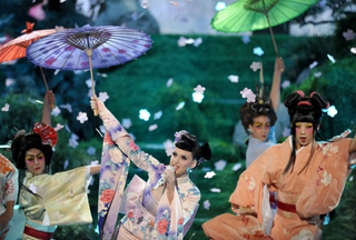 Illustration for article titled Dear Katy Perry: A Cheongsam Is Not A Kimono